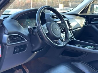 Jaguar F-Pace 2017 - 8