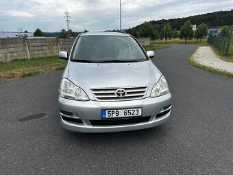 TOYOTA AVENSIS VERSO 2.0 110kW - 8