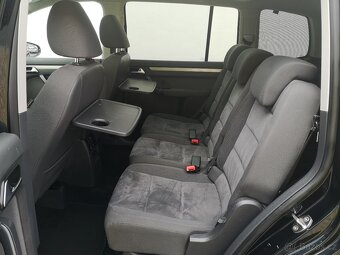 Volkswagen Touran 2.0 TDi CR103kW Highline Panorama - 8