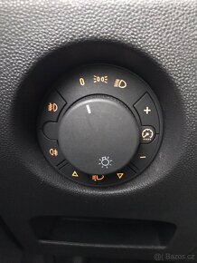 Opel Corsa D 1.2 16V, r.v. 2008 náhradní díly - 8