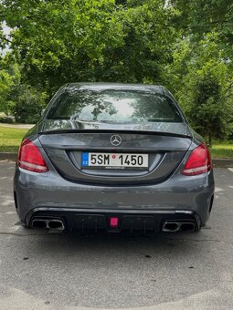 MERCEDES BENZ C W205 AMG - 8