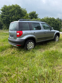 Škoda Yeti 1,2 tsi KW 77 Klima serviska tazne Coc list - 8