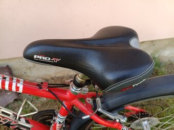 Prodám horské kolo MAXBIKE 26" velikost rámu 17" stav pěkn - 8
