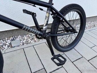 BMX kolo Flybikes Electron 21” RHD Flat Black - 8