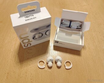 Sluchátka Samsung Galaxy Buds SM-R170 - 8