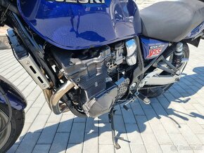 Suzuki Inazuma 750 - 8