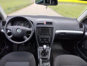 Škoda Octavia II 1.9 TDI 77KW 4x4,NAVI,XENON,TAŽNÉ,WEBASTO - 8