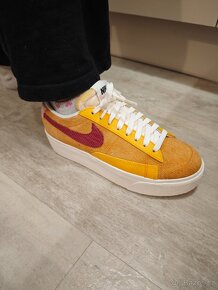 NIKE BLAZER LOW PLATFORM vel.36,5 - 8