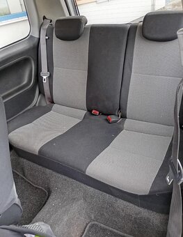 Daihatsu Cuore - 8