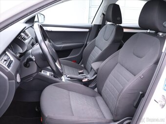 Škoda Octavia 1,4 TSI 103kW Elegance CZ (2013) - 8
