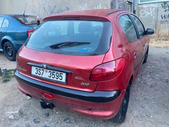 Peugeot 206 1.4HDI 50 KW. Rok 2003. Tažné - 8