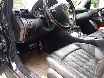 Mercedes-Benz C55 AMG V8 - 8