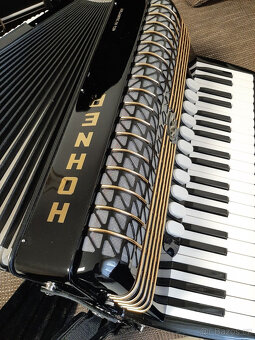 Akordeon Hohner Atlantic IV 120 (téměř nový) - s pevným kufr - 8
