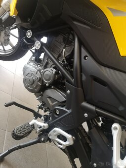 Benelli TRK 251 nová - 8