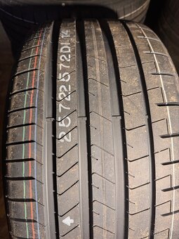 ORIG.AUDI RS6 C8 R22 285/30/22 AUDI SPORT NOVE .AUDI RS7 C8 - 8