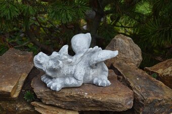 Zahradní dekorace- Dráček ležící malý - 8