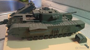 British Churchill Crocodile Tank 1/35 - 8