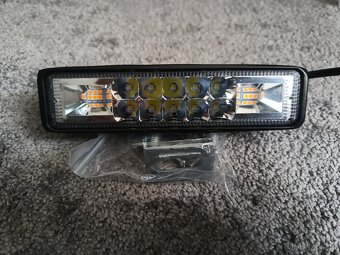 Led světlo + stroboskop - 8