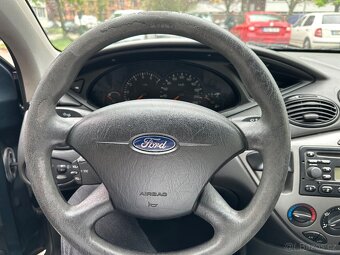 Ford Focus MK1 1.6i - 8