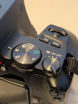 Canon EOS 250D + Canon EF-S 18–200mm f/3.5–5.6 IS | Perfektn - 8