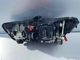 Audi A6 4G C7 přední matrix LED světlomety - 8