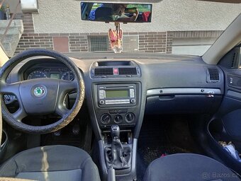 Octavia 2 1.6mpi - 8