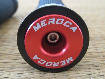 Nové gripy s objímkami MEROCA Competition Lock-On Grips - 8