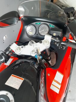 Suzuki GSX-F 600 1999, rozprodám po dílech - 8