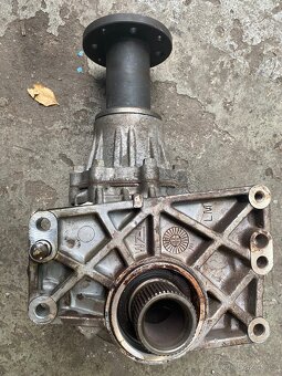 Úhlová rozvodovka Hyundai/Kia pro automatickou převodovku - 8