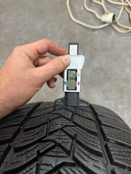 ALU Kola ŠKODA 5x112 R17 Černé TERON Zimní Pneu 225/45/17 - 8
