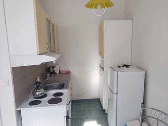 Zděný byt 1+1, 35 m2 - 8