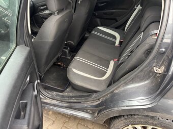 Fiat Grande 1,4 i. 57 Kw 5 dv - 8