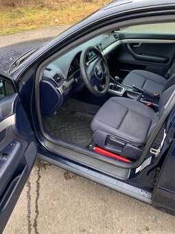 Audi a4  2.0 benzín 96kw - 8