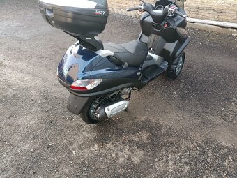 Piaggio mp3 125 Cz doklady v ceně - 8