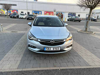 Opel Astra Sports Tourer+ 12/2016 - plná výbava - 8