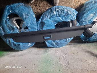 Roleta zavazadlového prostoru VW Touran 1T - 8