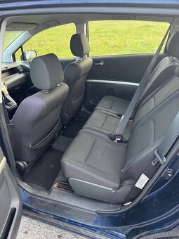 Toyota Corolla Verso 1,8 VVT-i 95 KW r.v. 2004 .Nová STK - 8