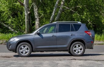 Toyota RAV4 2.2l D-4D 150 Lux - 8