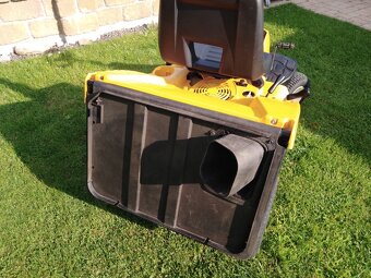 CUB CADET LR2 NR76 HYDRO - 8