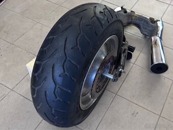 Yamaha Vmax 1200 zadní náprava Vyfuk široké kolo - 8
