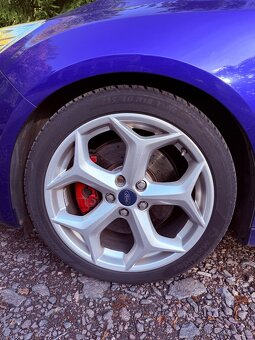 Ford FOCUS ST 250 Mk3 - 8