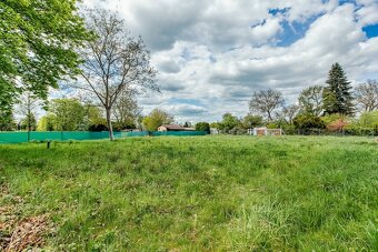 Pozemek 1143 m2 u řeky v Českých Budějovicích - 8