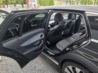 Mercedes-Benz Třídy E 220CDI 4-MATIC - 8