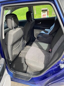 KIA Ceed - 8