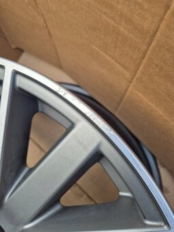 5x112 r19 Audi A4,S4 B9-Audi Sport - 8