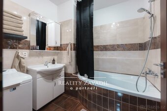 Pronájem byty 3+1, 90 m2 - Pardubice - Zelené Předměstí - 8