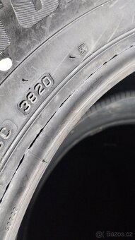 Prodám 4 x letní pneu Bridgestone 235/55/19 - 8