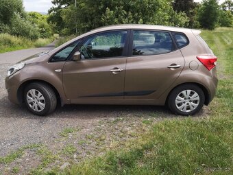 HYUNDAI ix20 NOVÉ V ČR 2.MAJITEL 1.4i BENZÍN 2013 - 8