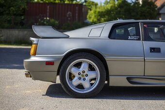 Lotus Esprit Turbo SE - 8