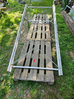 Nerezový pracovní stůl ponk skelet 1.4301 - 8